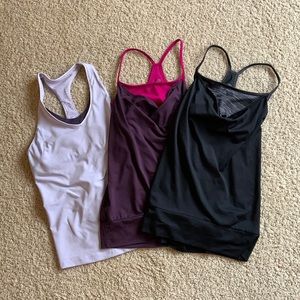 Women’s athletic tops